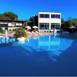 Eden Park Hotel