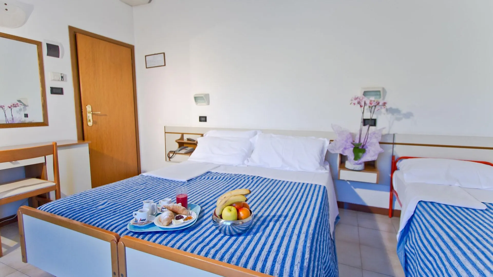 Hotel Montecarlo Rivazzurra Di Rimini